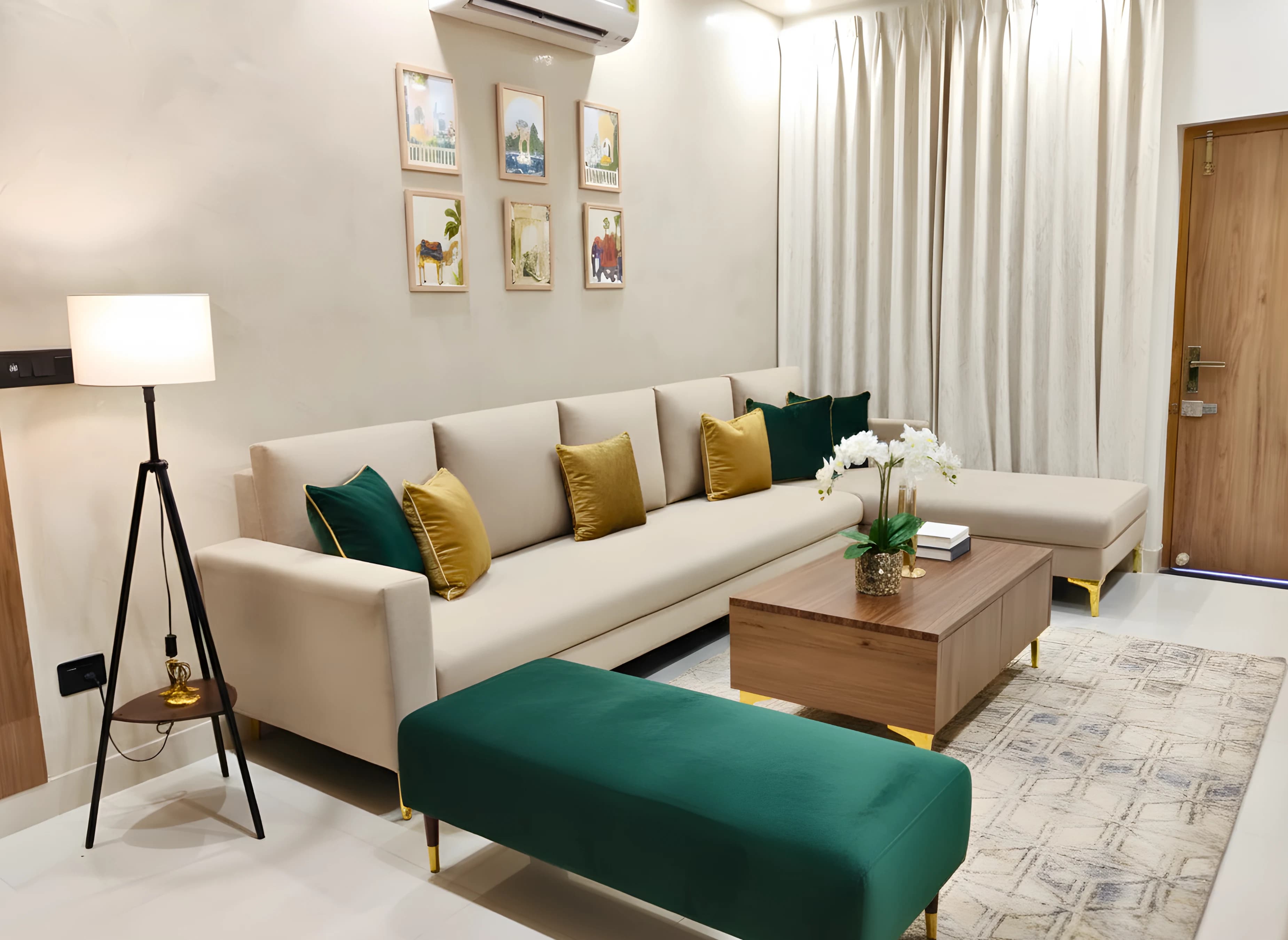 Behind the scenes team work